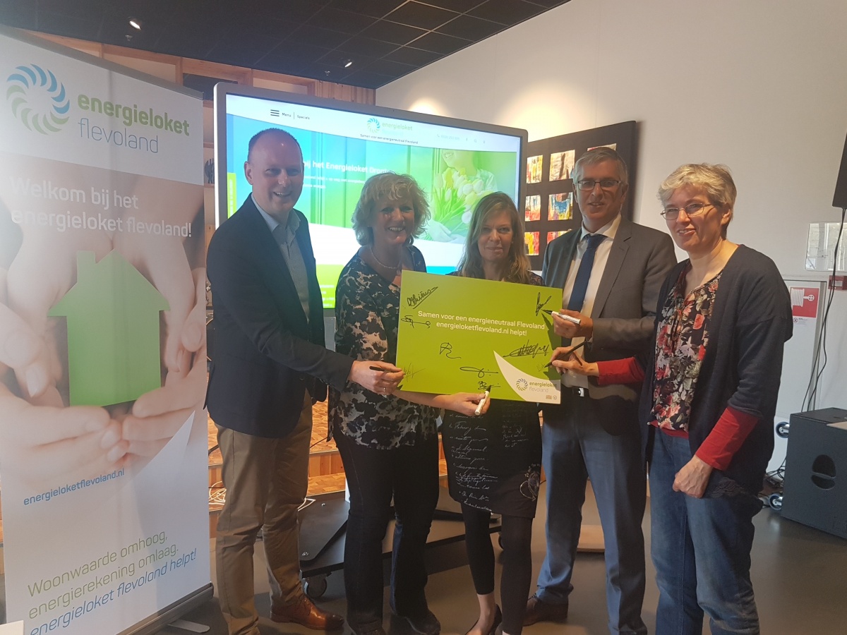 Feestelijke aftrap Energieloket Dronten